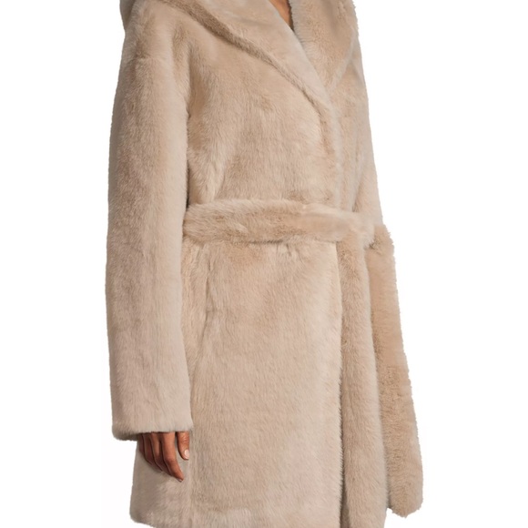 Donna Karan faux fur buddy coat size medium - Picture 3 of 5